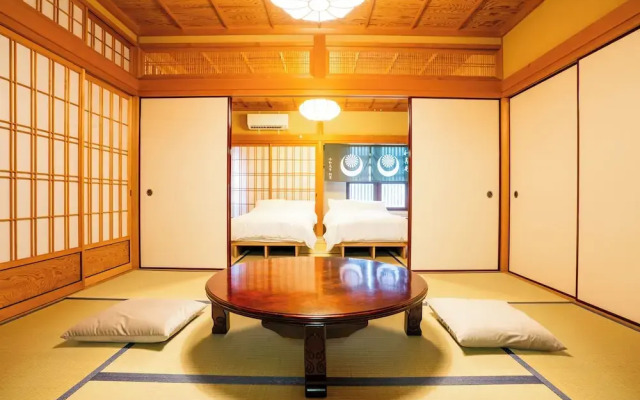 Koyasan Gokuraku Stay