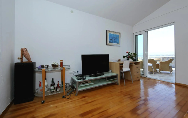 Punta Preko Apartments