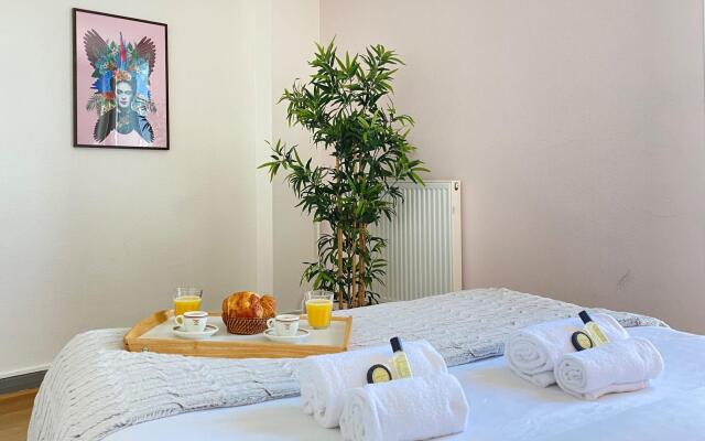 1615 - Family apartment with terrace