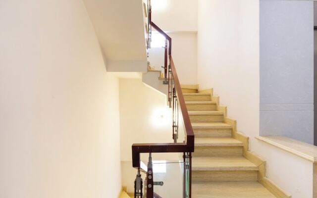 Luxury Hotel