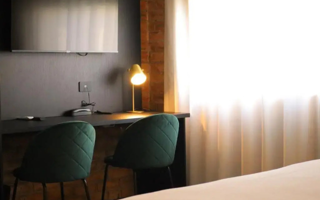 Comfort Inn & Suites Robertson Gardens