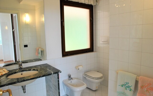 Paradise House on Sperlonga Hill