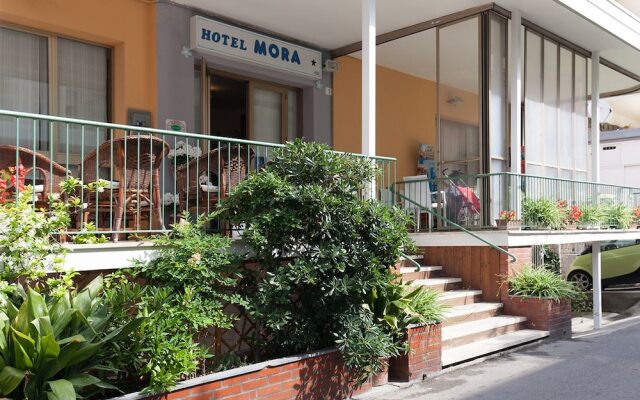 Hotel Mora