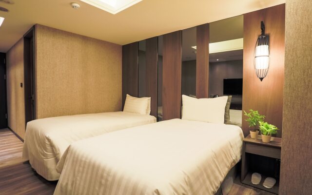 Pavilion Boutique Hotel