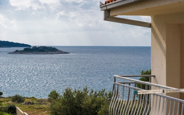 Apartments Villa Flora