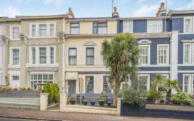 Summerlands Guest House