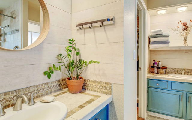 Royale Living in the Heart of Phoenix