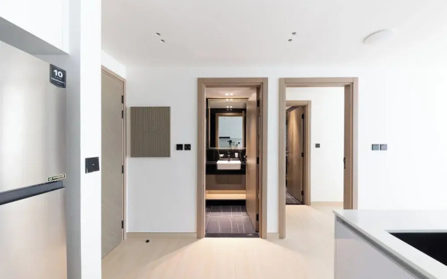 Bright 1BR in Binghatti Corner