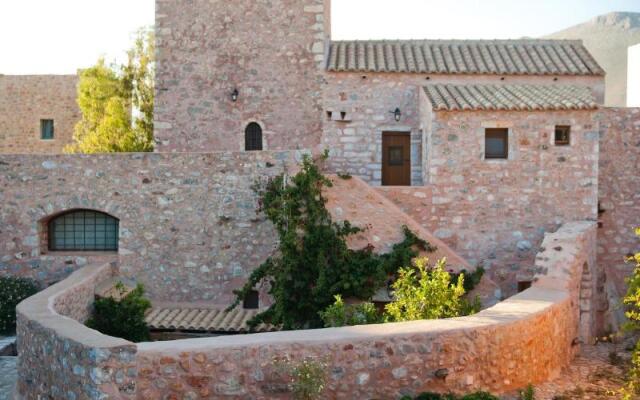 Arapakis Historic Castle