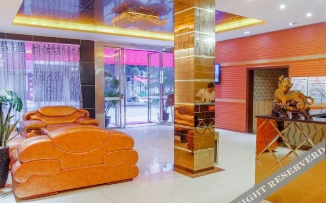 Tianxiacui Business Hotel