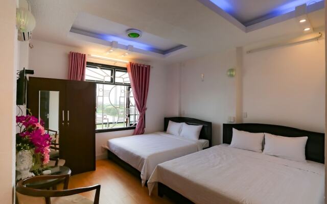 Da Nang Beach Hotel