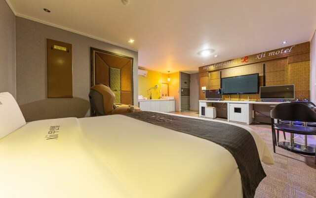 Jeonju Deokjin-dong Xi Hotel