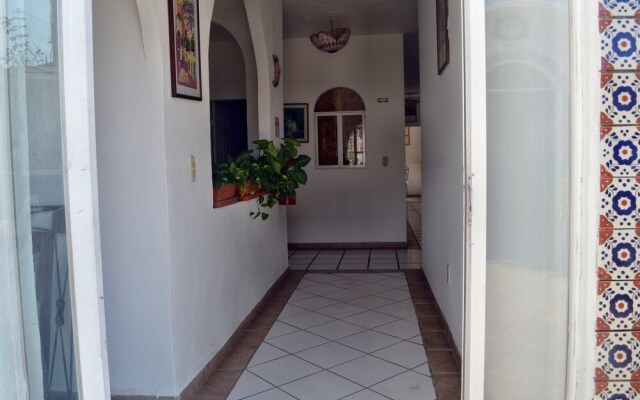 Alexandross Hostel BnB