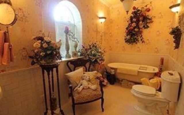 Baert Baron Mansion Bed & Breakfast
