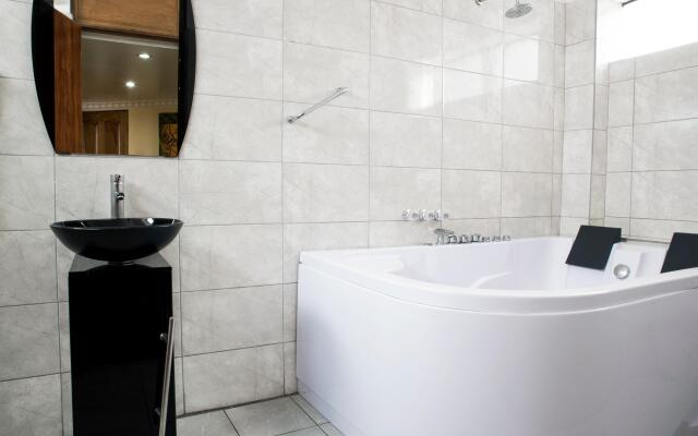 Inkari Suites Hotel