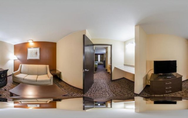 Quality Inn & Suites Caseyville - St. Louis