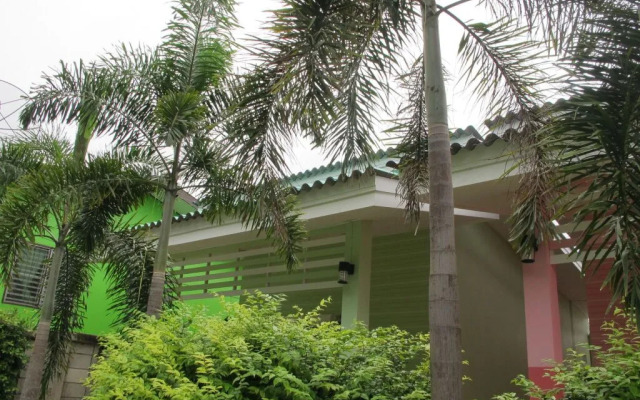 Plaifah Bungalow Koh Sichang