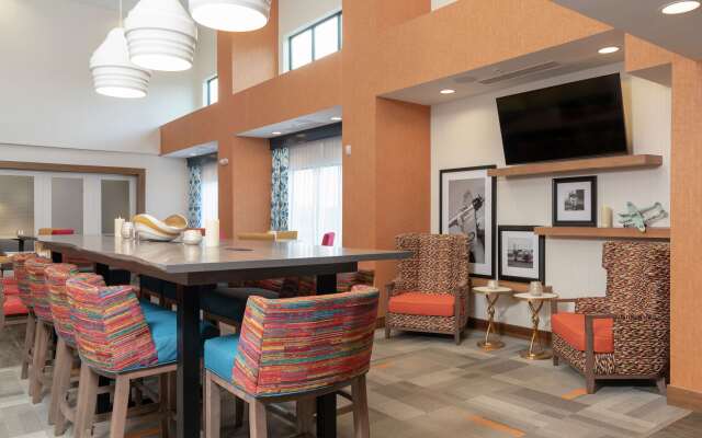 Hampton Inn & Suites Xenia Dayton