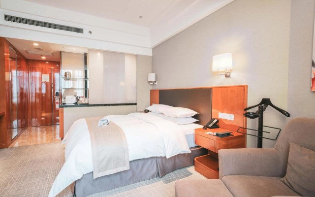 Ramada Plaza by Wyndham Shanghai Pudong Airport