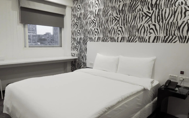 CHECK inn Express Taipei YongKang