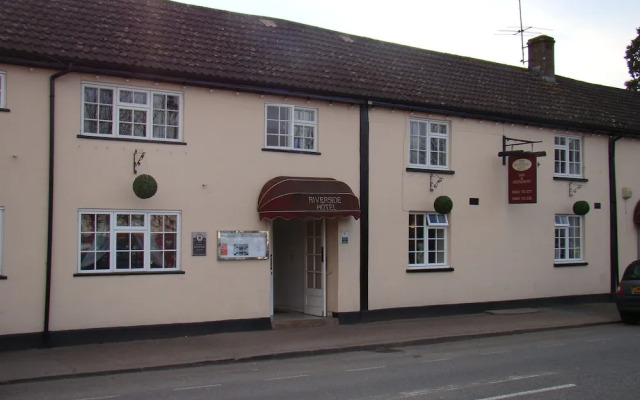 The Riverside Hotel