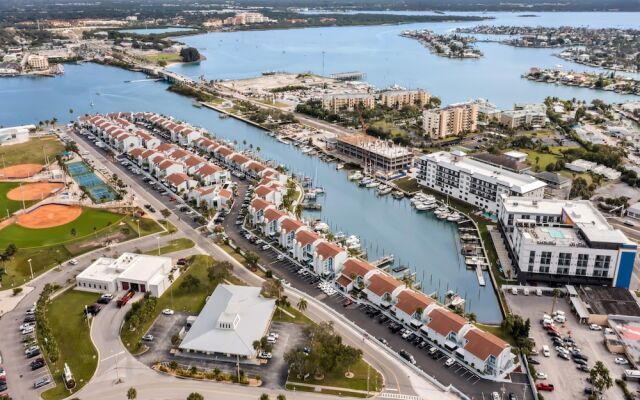 9301madeirabyc261fmbywco - Madeira Beach Yacht Club 261f
