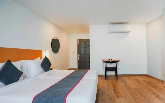 Hotel Royal Address