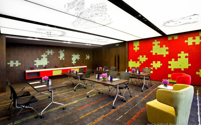 Lake Malaren International Convention Center Hotel