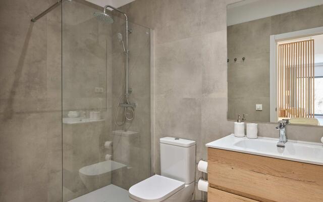 Paseo Suites Hotel