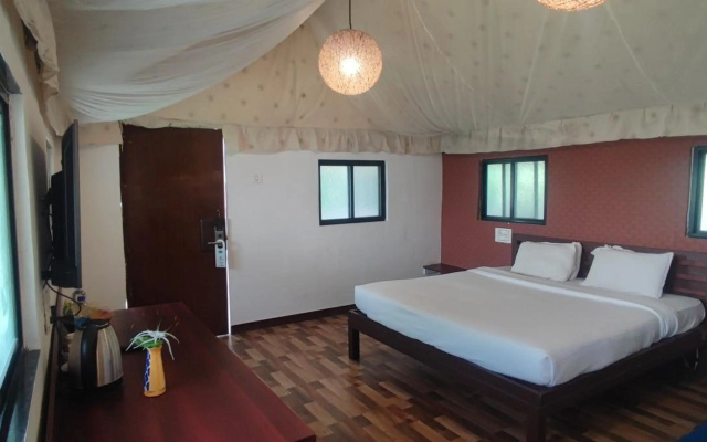 Hiranya Resorts – Guest Rooms – Daulatabad