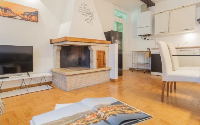 Volta Apartment in Como