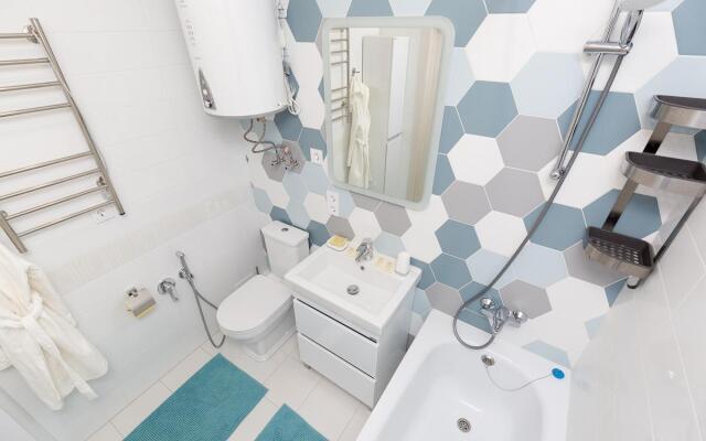 Азбука на проспекте Октября 107А