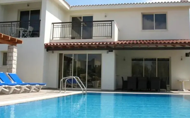 Villa Keti