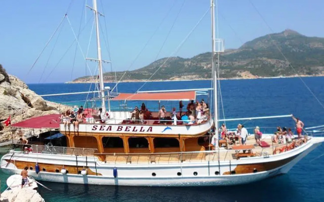 Yüzer Otel Seabella Kalkan