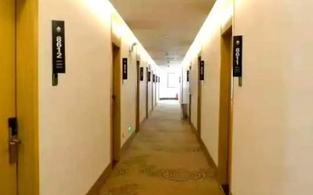 Greentree Inn Xianning Tongshan Yangdu Avenue Hotel