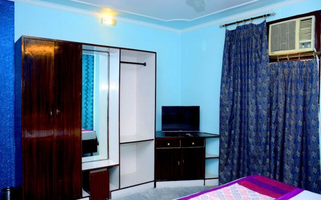 OYO Flagship 3071 Hotel Kamesh Hut