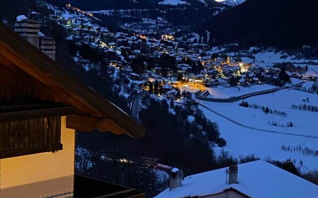 Sunshine in Vione With 2 Bedrooms and 1 Bathrooms