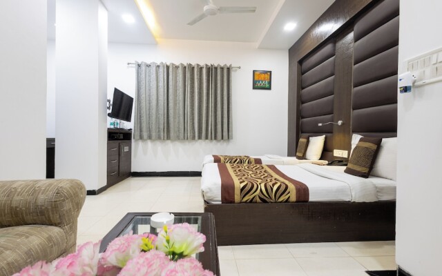 Hotel Red Castle 4 Star