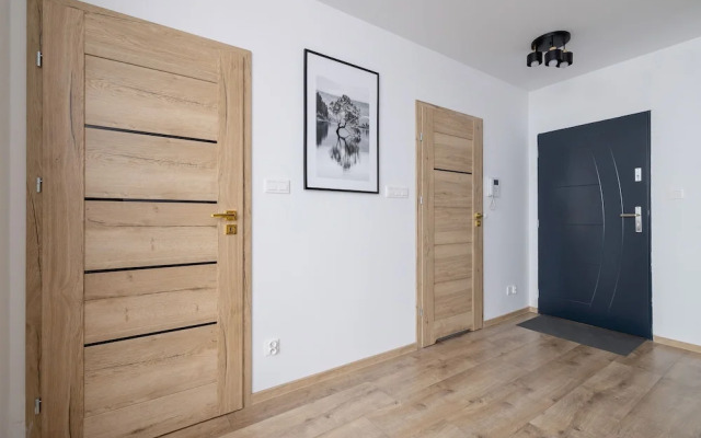Lokum Salsa Apartment Cracow by Renters
