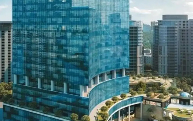 Peaceful City Paradise w King Bed Tub