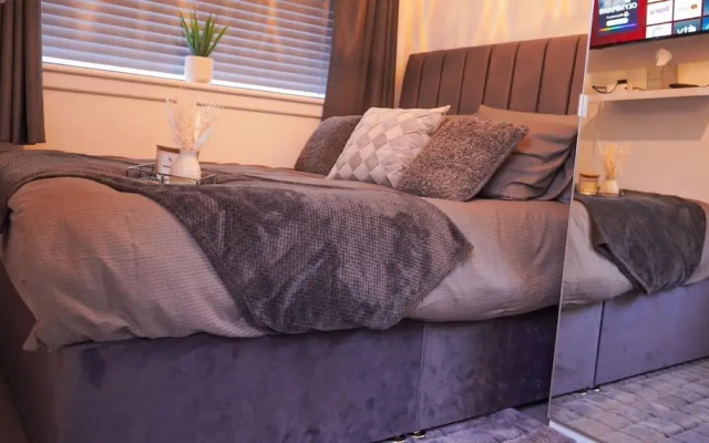 Premium 2 Guest House