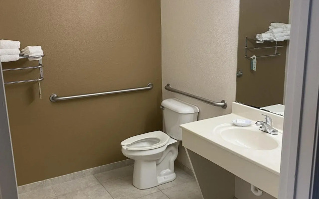 Northfield Inn, Suites & Conference Center