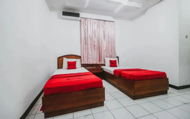 OYO 90114 New Cipayung Asri Hotel