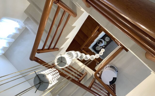 Leisure Pavilion House B&B