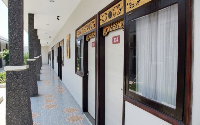 OYO 1656 Parama Su Hotel