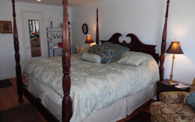 The Queen Anne House Bed and Breakfast