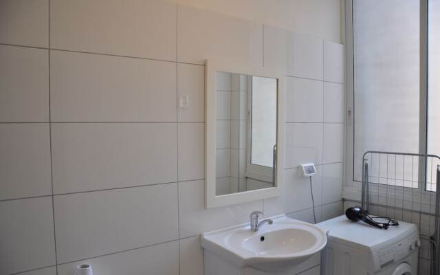 Isra Home Rothschild 8-2 Apartment