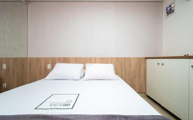 Flat moderno Ed. DNA -1503B