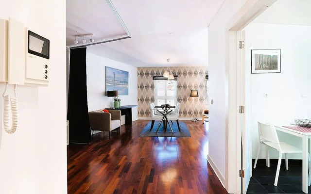Downtown River Side by Homing