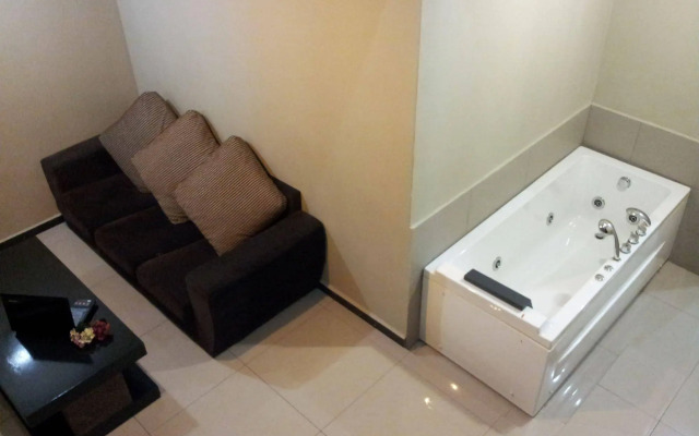 Hotel 99 - Bandar Botanik Klang